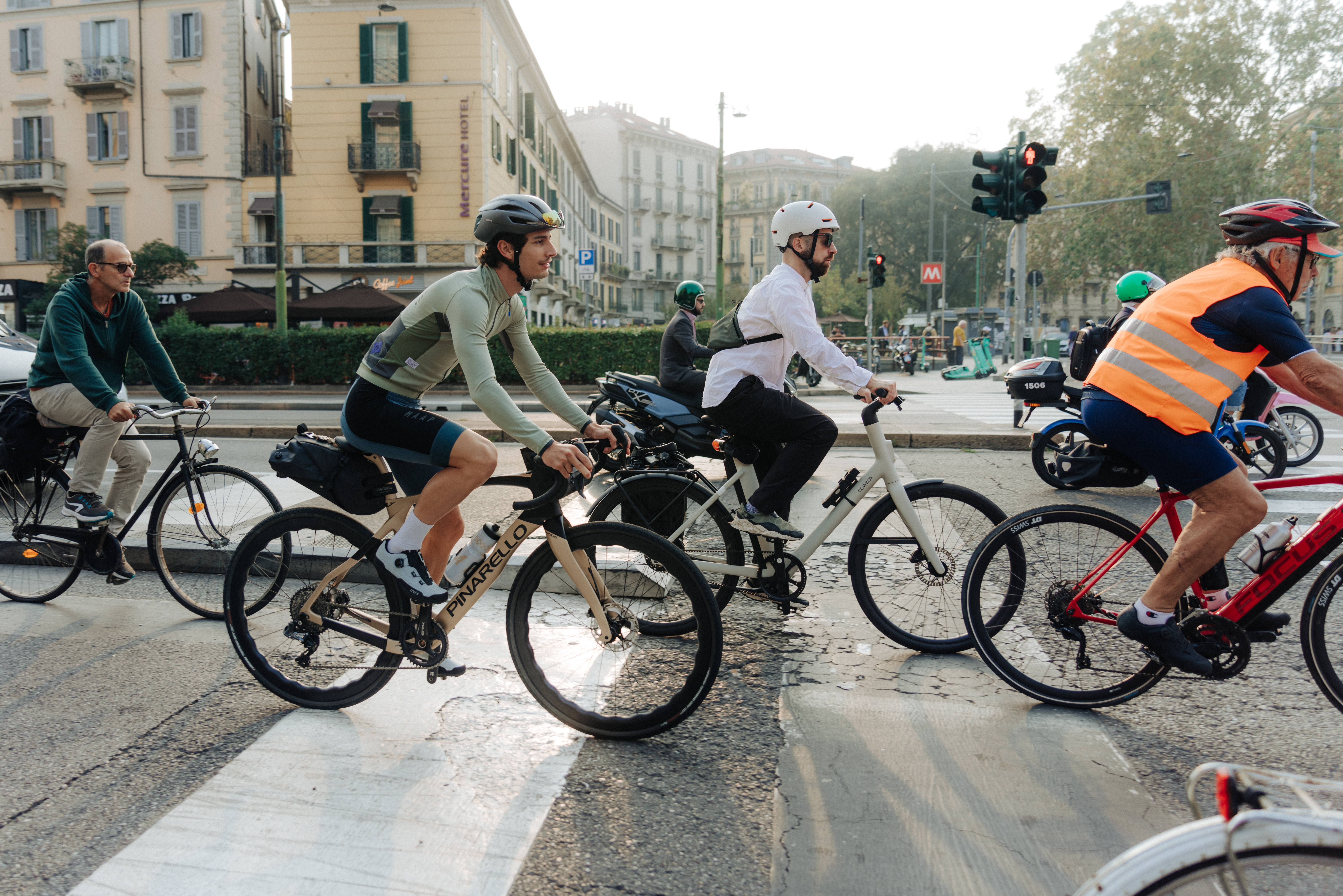 Bando Bike, to work & city logistics