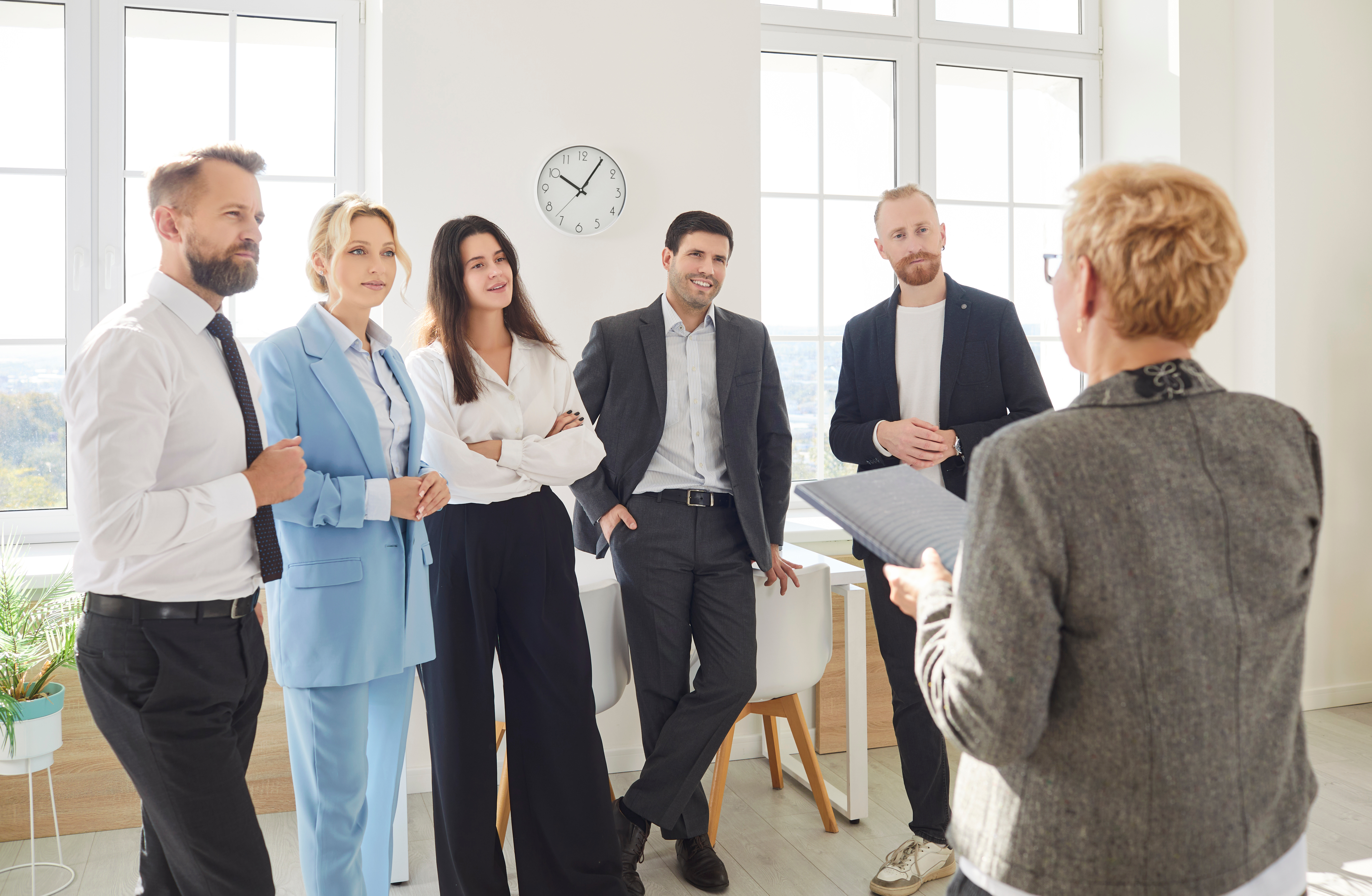 INCONTRARE E SELEZIONARE GIOVANI COLLABORATORI COMPETENTI